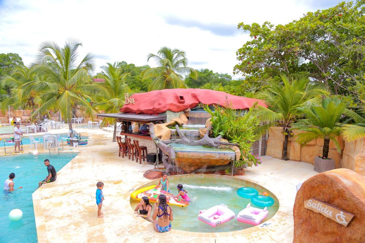 Hotel Camino Verde Tolu Bagian luar foto