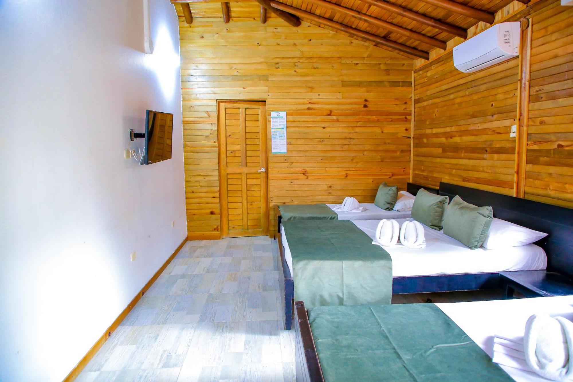 Hotel Camino Verde Tolu Bagian luar foto