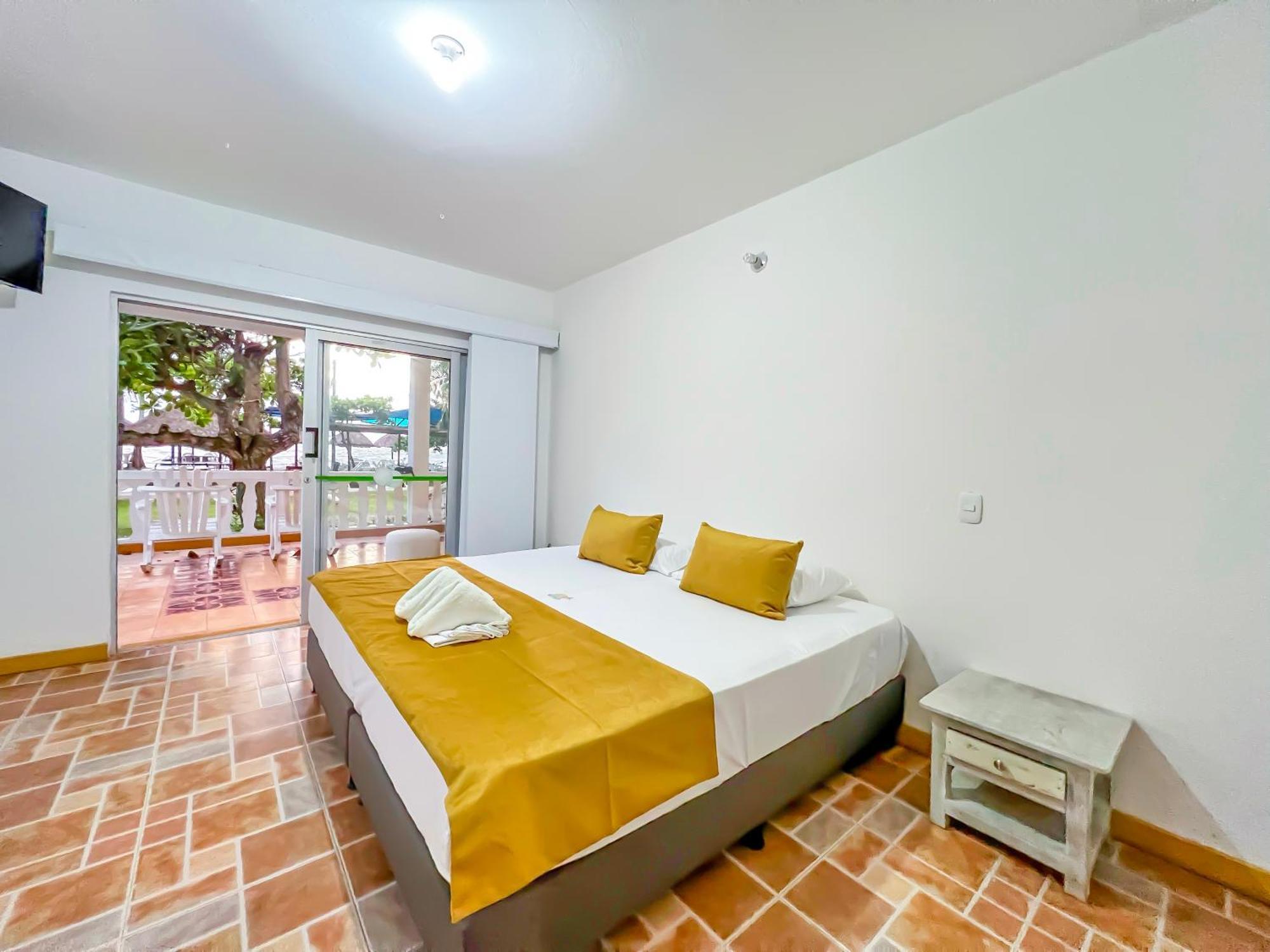 Hotel Camino Verde Tolu Bagian luar foto