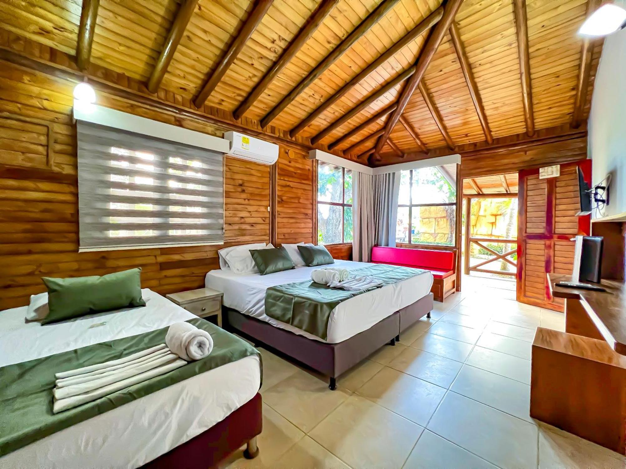 Hotel Camino Verde Tolu Bagian luar foto